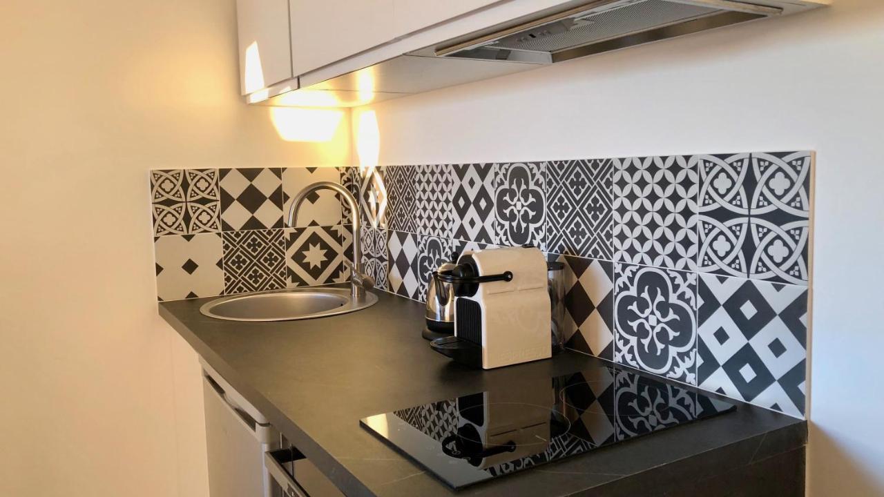 Home Chic Home - Studio Paris La Defense - Les Toits De Courbevoie Exterior photo